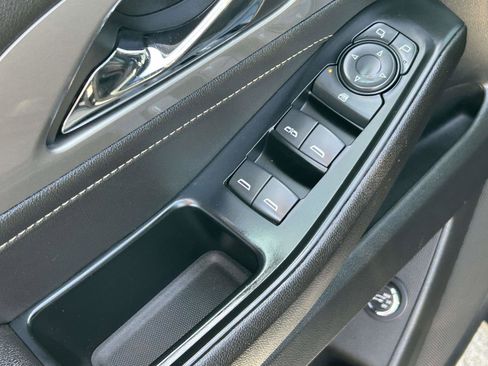 Used 2023 Chevrolet Traverse LT w/ LPO, Floor Liner Package image 20