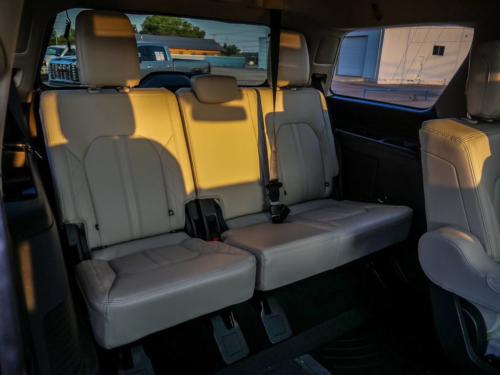 Used 2020 Ford Expedition Platinum AWD/4WD image 29