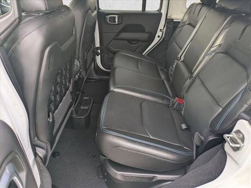 Used 2021 Jeep Wrangler Unlimited Rubicon w/ Steel Bumper Group image 18