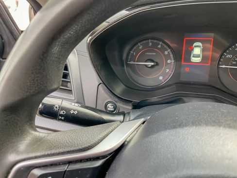 Used 2021 Subaru Crosstrek 2.0i image 16