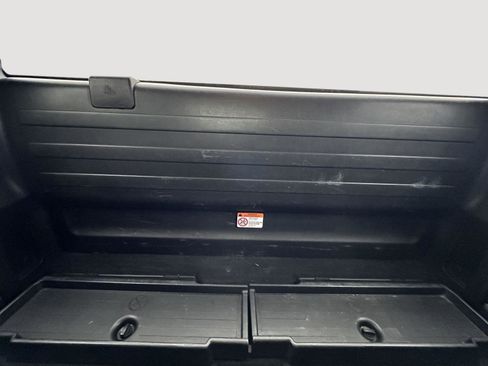 Used 2019 Toyota Tacoma SR image 12