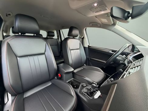 Used 2024 Volkswagen Tiguan Wolfsburg Edition AWD/4WD image 20
