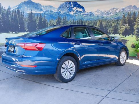 Used 2020 Volkswagen Jetta S w/ Driver Assistance Package FWD image 5