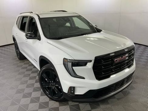 Used 2025 GMC Acadia Elevation w/ Elevation Premium Package AWD/4WD image 47
