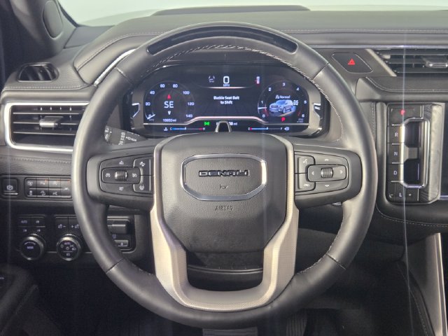 Used 2024 GMC Yukon Denali w/ Advanced Technology Package AWD/4WD image 23