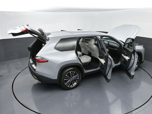 Certified 2026 Toyota Grand Highlander MAX Platinum image 58