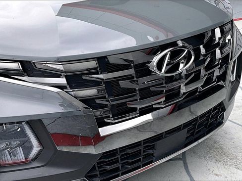 Used 2023 Hyundai Santa Cruz Limited image 35