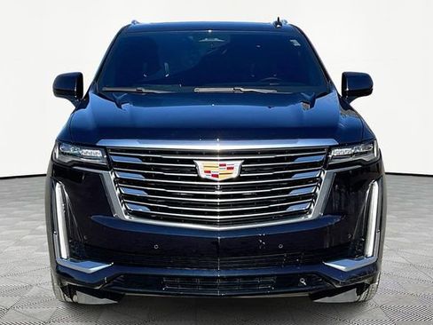 Used 2022 Cadillac Escalade Premium Luxury Platinum image 2