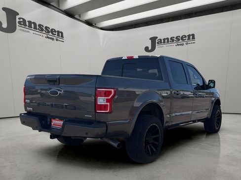 Used 2018 Ford F150 XLT w/ Equipment Group 302A Luxury AWD/4WD image 4