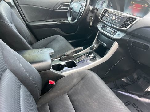 Used 2015 Honda Accord Sport image 15