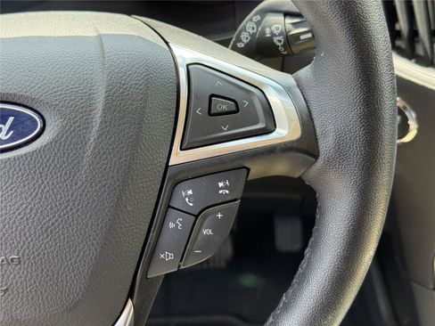 Used 2024 Ford Edge SEL w/ Convenience Package image 19