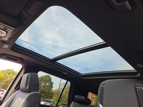 New 2026 Cadillac Escalade Luxury image 31