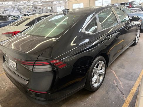Used 2025 Honda Accord LX image 4