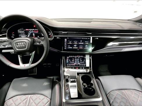 New 2026 Audi SQ8 Prestige image 5