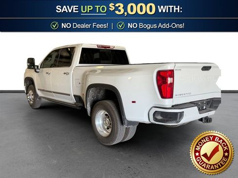 Used 2026 Chevrolet Silverado 3500 High Country w/ High Country Premium Package AWD/4WD image 4
