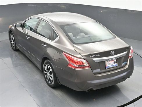 Used 2013 Nissan Altima 2.5 S image 31