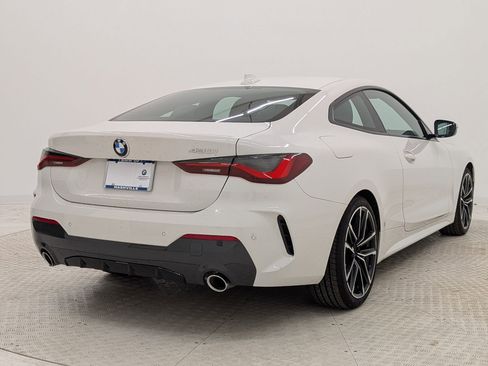 Used 2021 BMW 430i Coupe w/ M Sport Package image 9