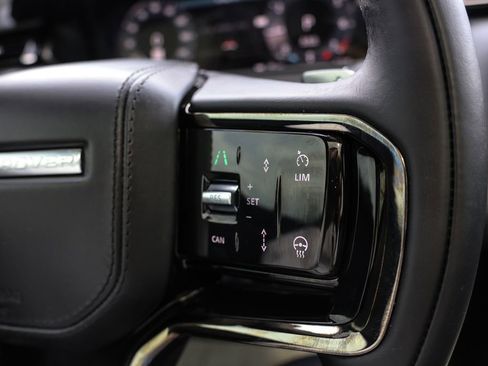 Used 2024 Land Rover Range Rover Velar Dynamic HSE image 42