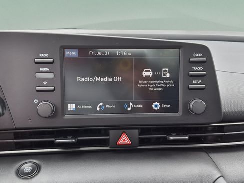 New 2026 Hyundai Elantra SEL Sport FWD image 24