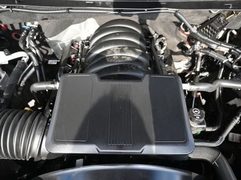 Used 2022 Chevrolet Silverado 2500 LT AWD/4WD image 17