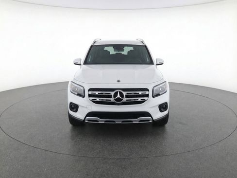 Used 2025 Mercedes-Benz GLB 250 GLB 250 image 2