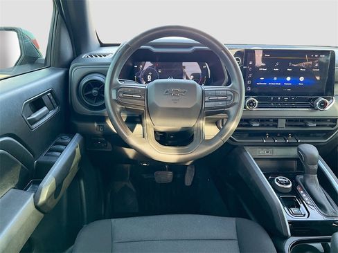 Used 2024 Chevrolet Colorado Trail Boss w/ Technology Package image 21