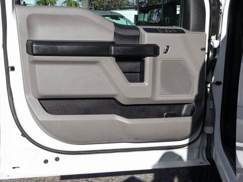 Used 2020 Ford F350 XL w/ Power Equipment Group RWD image 17