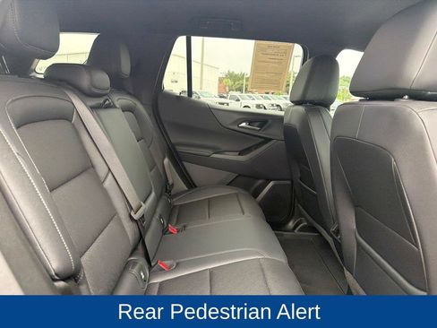 Used 2026 Chevrolet Equinox LT w/ Convenience Package II AWD/4WD image 15
