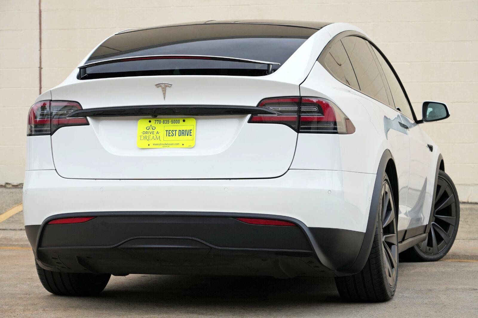 Used 2022 Tesla Model X AWD/4WD image 5