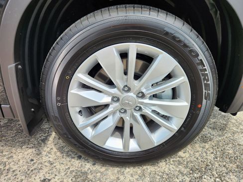 New 2025 Mitsubishi Outlander ES image 24