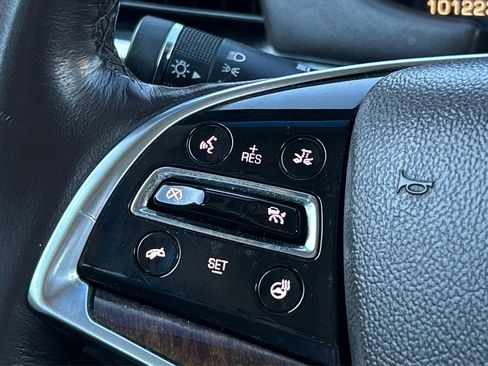 Used 2014 Cadillac XTS Platinum image 35