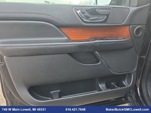 Used 2019 Lincoln Navigator L Reserve image 31