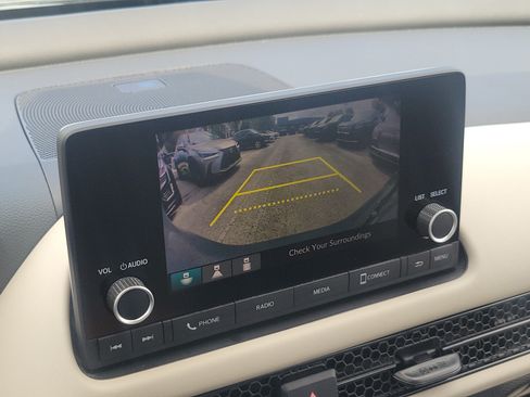 Used 2024 Honda HR-V LX image 18