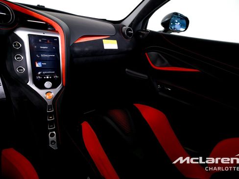 New 2025 McLaren 750S image 16