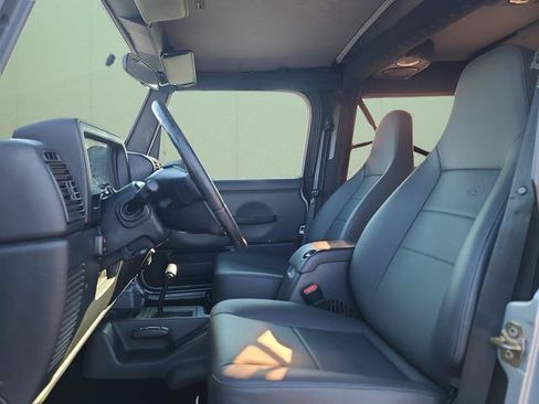 Used 2004 Jeep Wrangler 4WD image 20