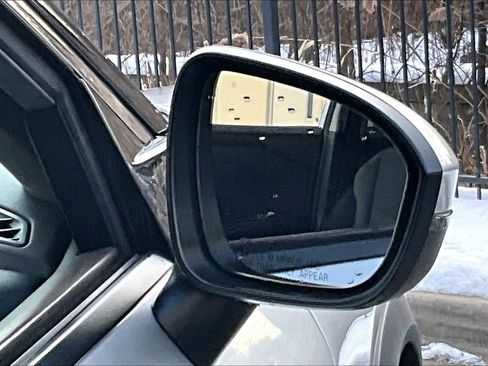 Used 2021 Nissan Rogue SV image 22