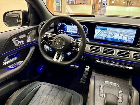 New 2026 Mercedes-Benz GLS 63 AMG 4MATIC image 11