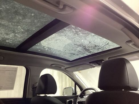 New 2026 Kia Sorento S w/ S Panoramic Sunroof Package AWD/4WD image 12