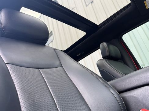 Certified 2019 Ford F150 Lariat AWD/4WD image 16