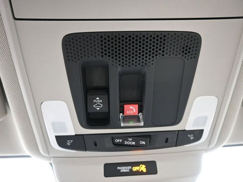 Certified 2023 Honda Accord EX image 27