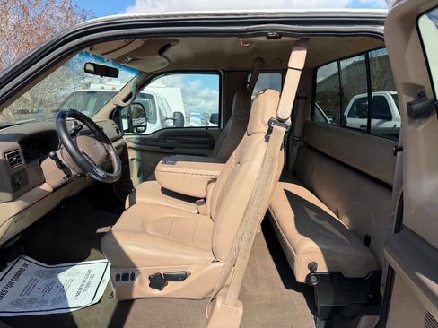 Used 1999 Ford F250 Lariat image 32