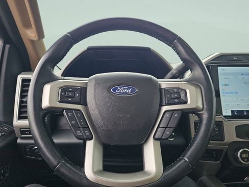 Used 2022 Ford F250 Lariat w/ Lariat Ultimate Package image 33