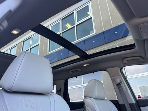 Certified 2026 Acura MDX SH-AWD w/ Technology Package image 19