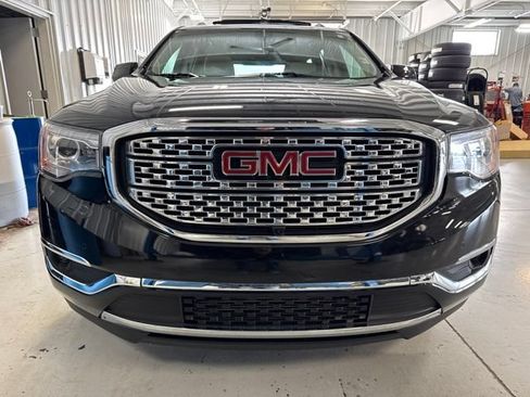 Used 2018 GMC Acadia Denali w/ Technology Package AWD/4WD image 27