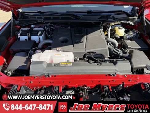 Used 2026 Toyota Tundra Limited w/ Power Package image 31