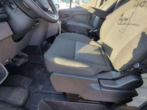 Used 2023 Ford E-Transit Medium Roof w/ Interior Upgrade Package image 25