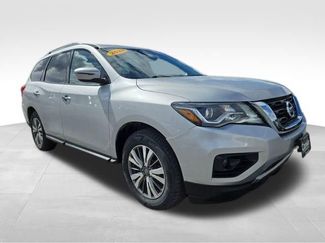 Used 2020 Nissan Pathfinder SV 360° Tour