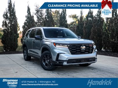 New 2025 Honda Pilot TrailSport