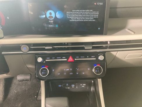 Used 2025 Hyundai Tucson SEL image 2