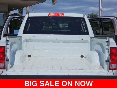 Used 2022 RAM 1500 Classic SLT w/ Electronics Group AWD/4WD image 12